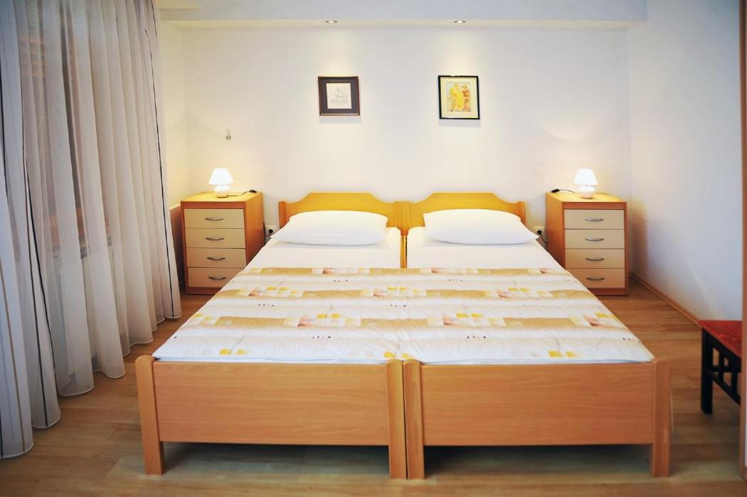 Apartmani Anita Medulin Exterior photo