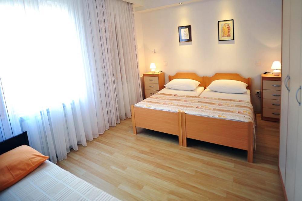 Apartmani Anita Medulin Exterior photo