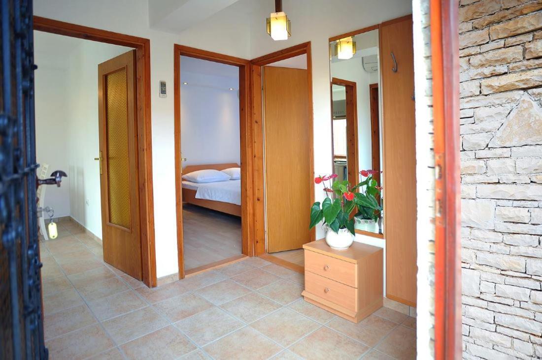 Apartmani Anita Medulin Exterior photo